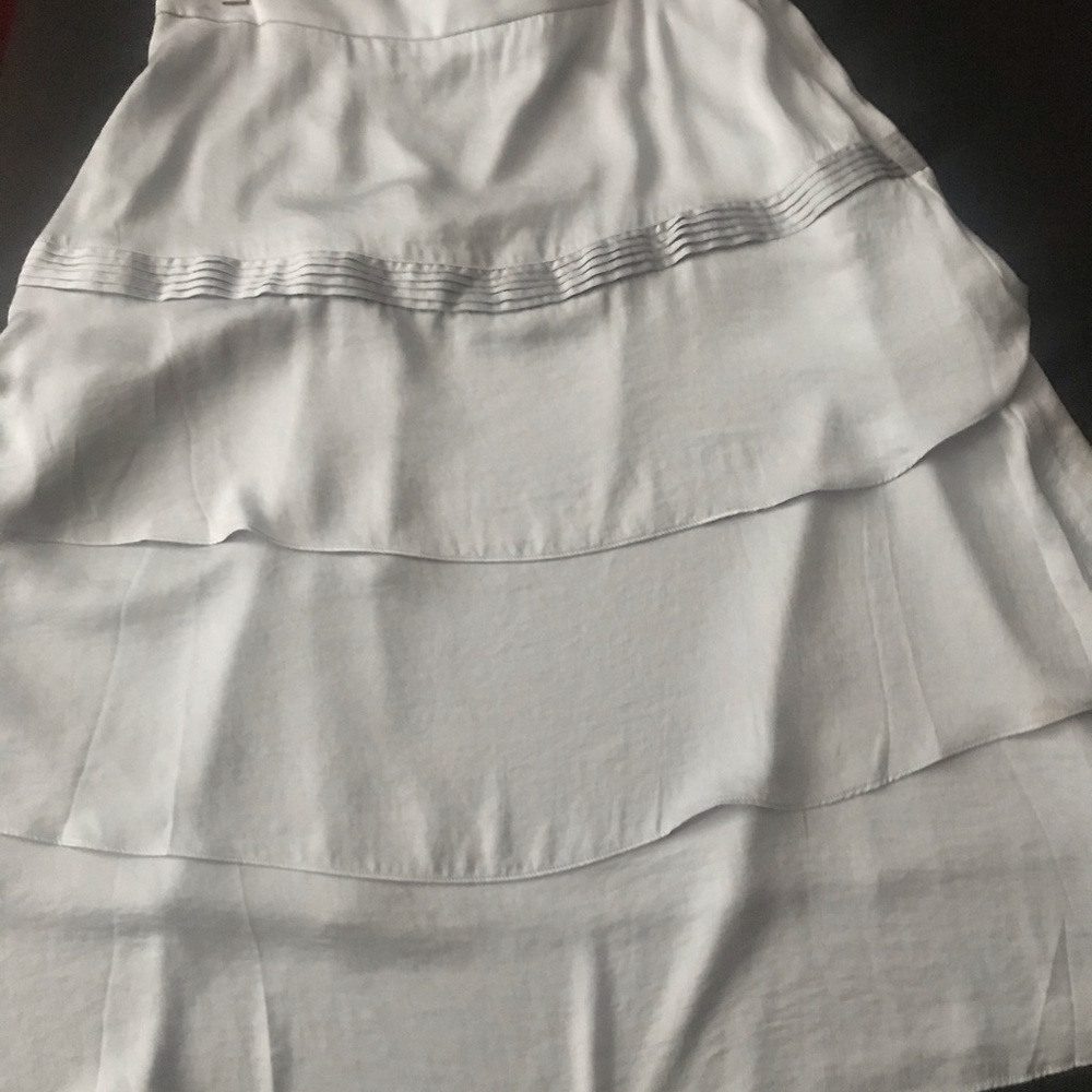 Banana Republic...Skirt-Silver Grey silky like...